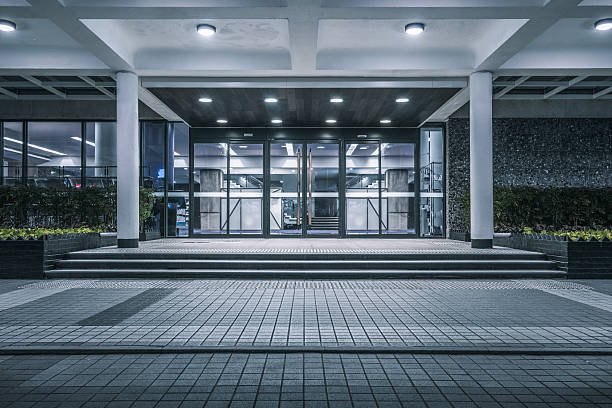 How to Find Commercial Property Cash Buyers in Michigan Fast?